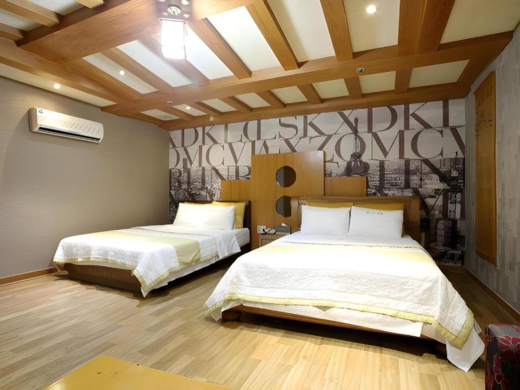 Hotel Head-One Uijeongbu Екстер'єр фото