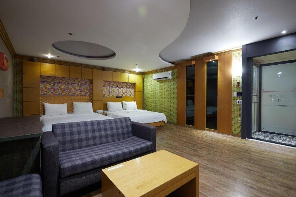 Hotel Head-One Uijeongbu Екстер'єр фото