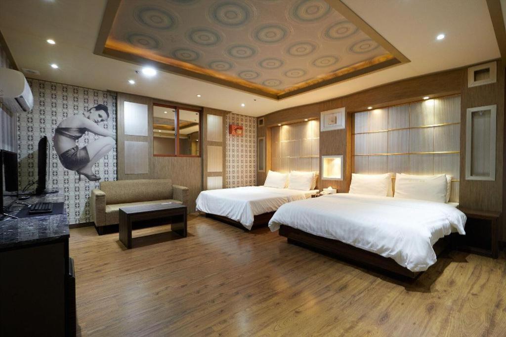 Hotel Head-One Uijeongbu Екстер'єр фото